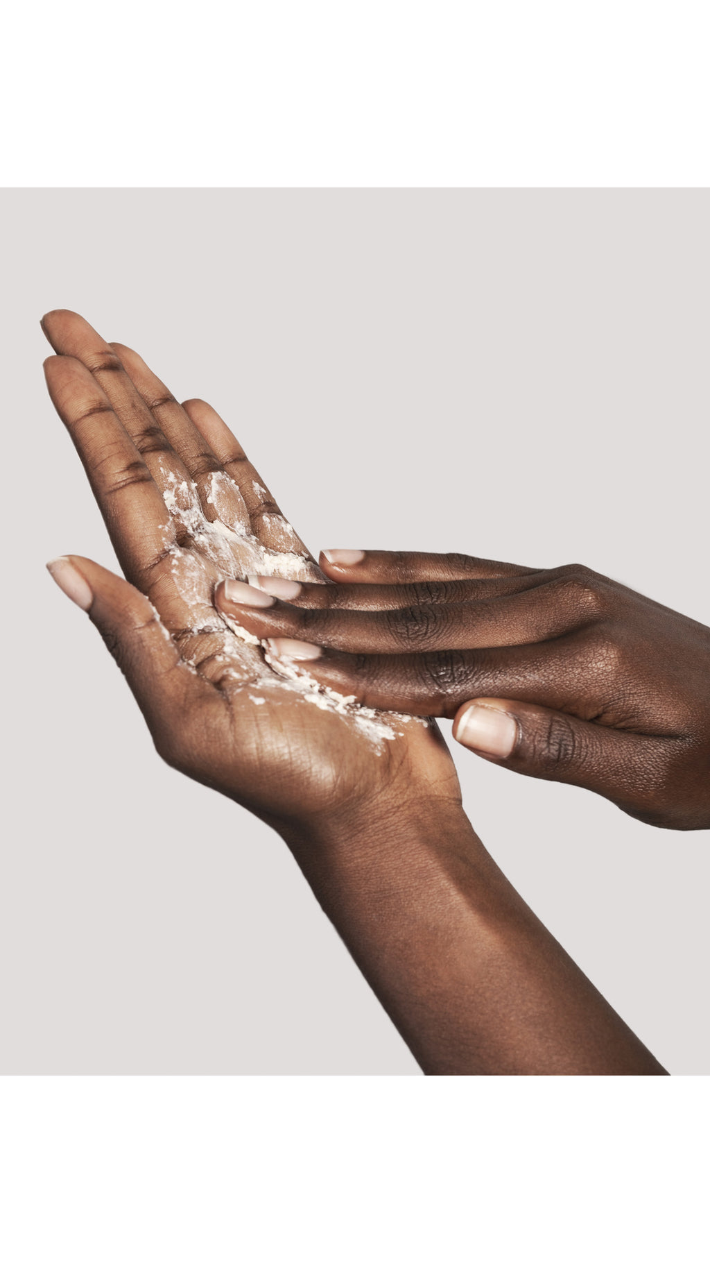 Iluma Intense Brightening Exfoliating Cleanser